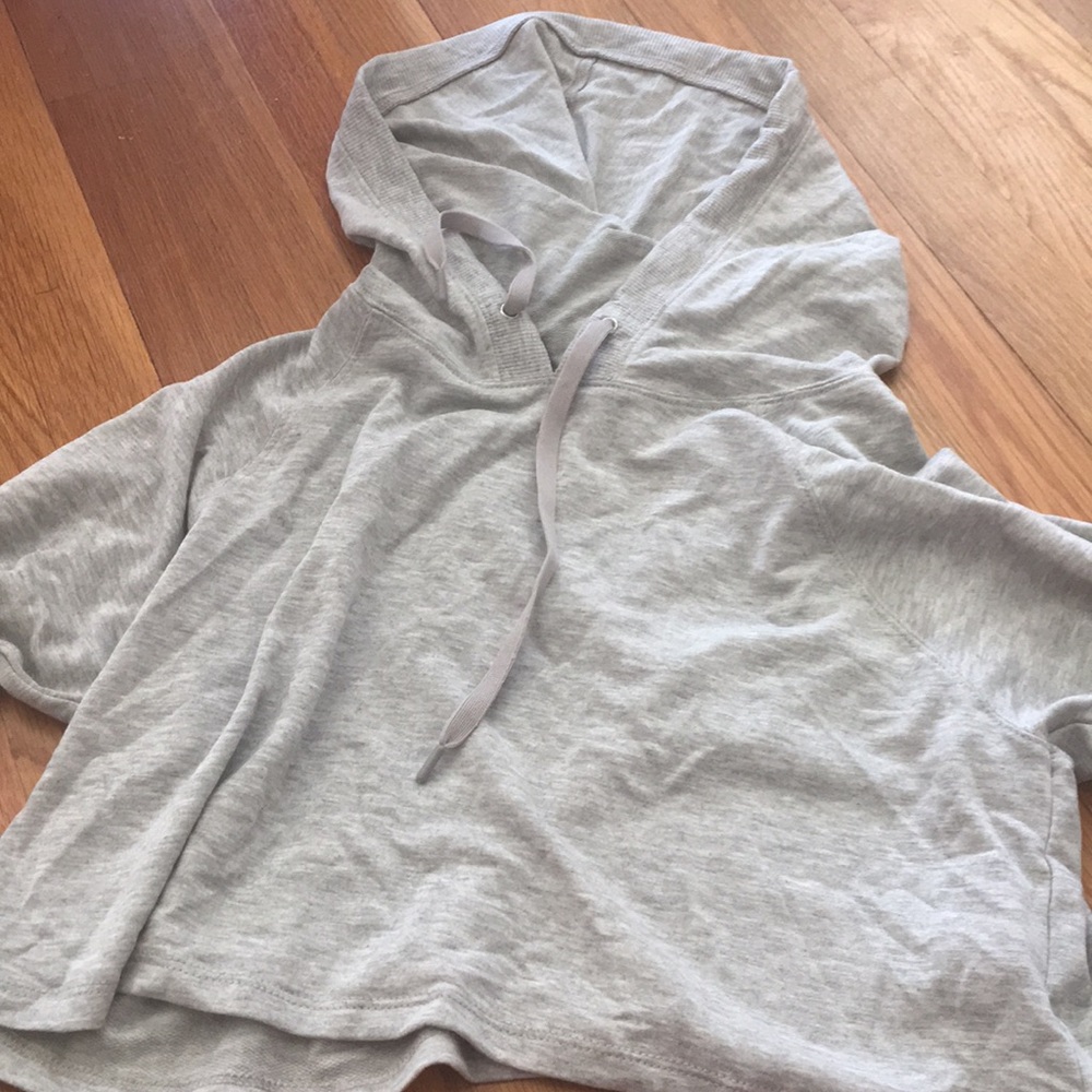 Gray Cropped Sweatshirt